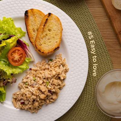 [Chay] Cá Ngừ Chay Xắt Lát Ngâm Dầu Cay 180g - Nhập Khẩu Từ Philippines