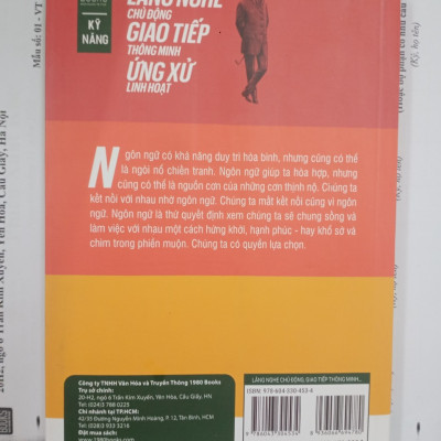 Sách - Lắng Nghe Chủ Động, Giao Tiếp Thông Minh, Ứng Xử Linh Hoạt
