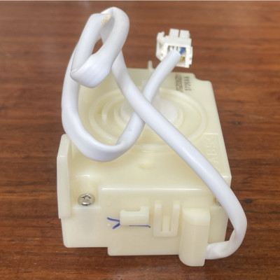 MOTOR ĐÁ XOAY, MOTOR ĐÁ RƠI, MOTOR ĐỔ ĐÁ TỦ LẠNH SIDE BY SIDE TOSHIBA – HÀNG CHÍNH HÃNG