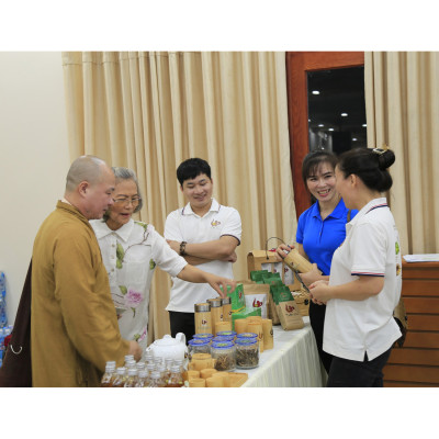 trà ăn ngon ngủ ngon Đồng Dao giúp hỗ trợ cơ thể được cân bằng để lấy lại giấc ngủ ngon, ăn uống ngon miệng,sức khỏe tốt,túi gồm 33 gói bao bì sạch đẹp