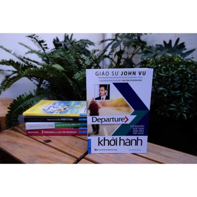 Sách Khởi Hành (Lời Khuyên Sinh Viên Việt Nam) FirstNews