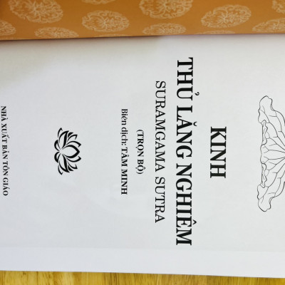 Sách kinh Thủ Lăng Nghiêm - Luận Giảng Giải (Bìa Cứng - Tặng Kèm bao sách)