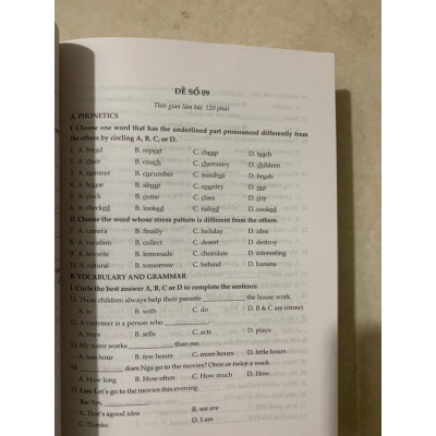 Sách - Tuyển chọn đề thi học sinh giỏi Tiếng anh lớp 6 (CT SGK mới)