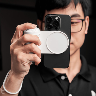 Sạc Dự Phòng Không Dây Selfie WIWU W016 Kết Nối Bluetooth Chụp Hình, Quay Video, Dung Lượng 4.500mAh, Tích hợp Dây Đeo - Hàng Chính Hãng