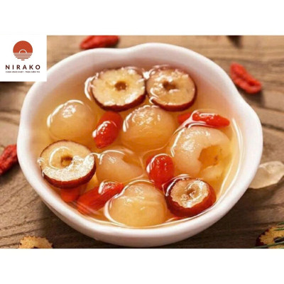 Táo đỏ sấy khô Kobe Bussan Nhật Bản gói 500g