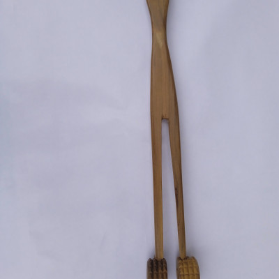 Dụng cụ massage N H home bằng gỗ bách xanh 