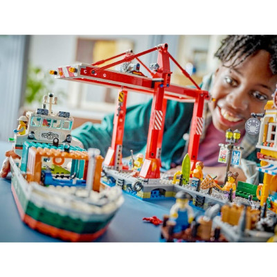 LEGO CITY 60422 Đồ Chơi Lắp Ráp Hệ Thống Cảng Biển Và Tàu Chở Hàng (1226 chi tiết)