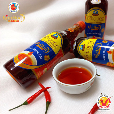 Nước mắm Cốt Kim Hoa Phú Quốc 40 đạm chai nhựa 500ml