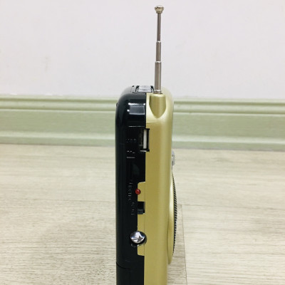 Đài Radio Mini, Đài Radio Cho Người Già Waxiba XB-881URT Cao Cấp Mp3/Usb/Thẻ Nhớ/Đèn Pin-Hàng Chính Hãng